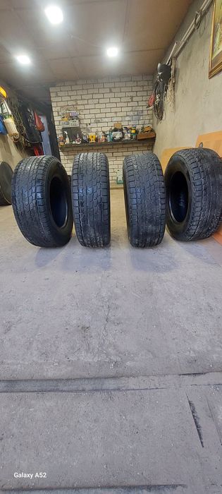 Продам зимные шины