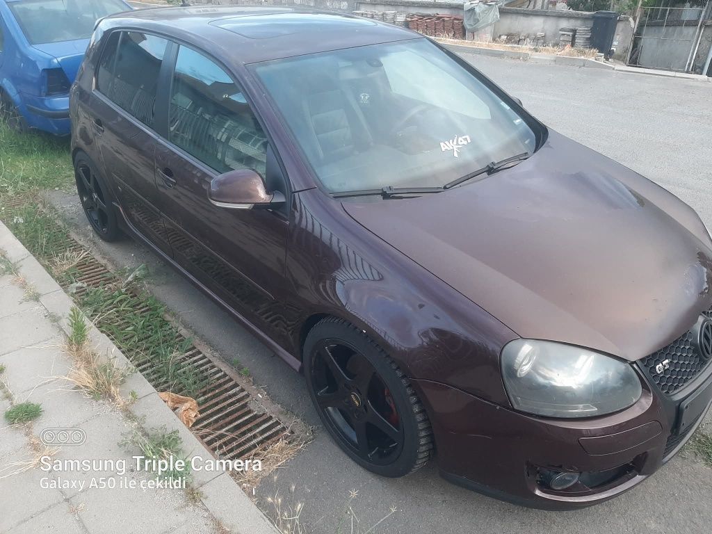 • Продавам Голф 5 2.0tdi 140кс БКД на ЧАСТИ (golf 5 na chasti BKD GTI)