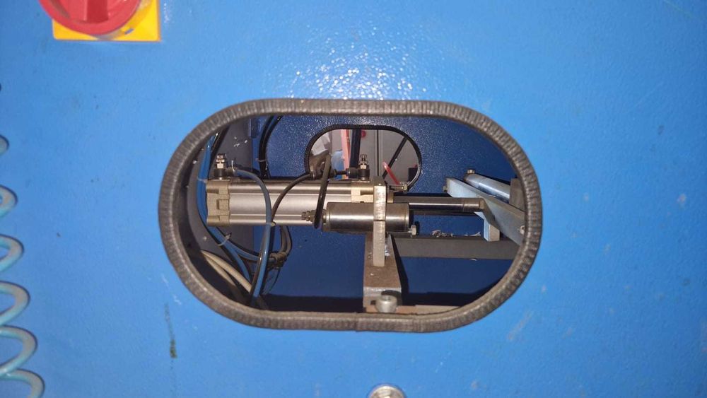 Машини за производство на PVC и AL дограма на 50% от цената