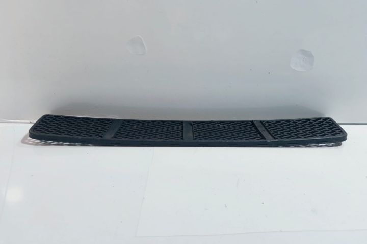 Grila bara fata 6N0853677F Volkswagen VW Polo a 3-a generatie 6N (fac