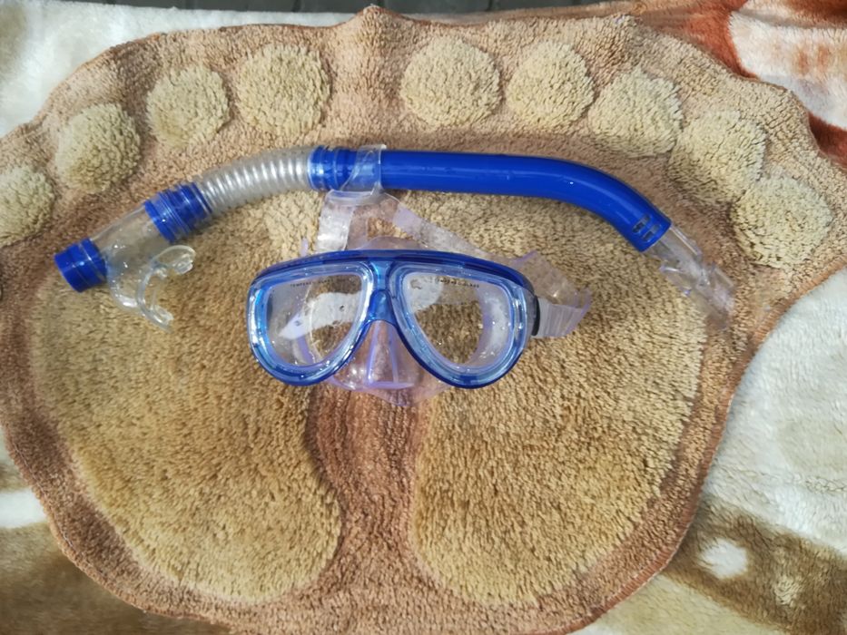 Маска для плавания новая