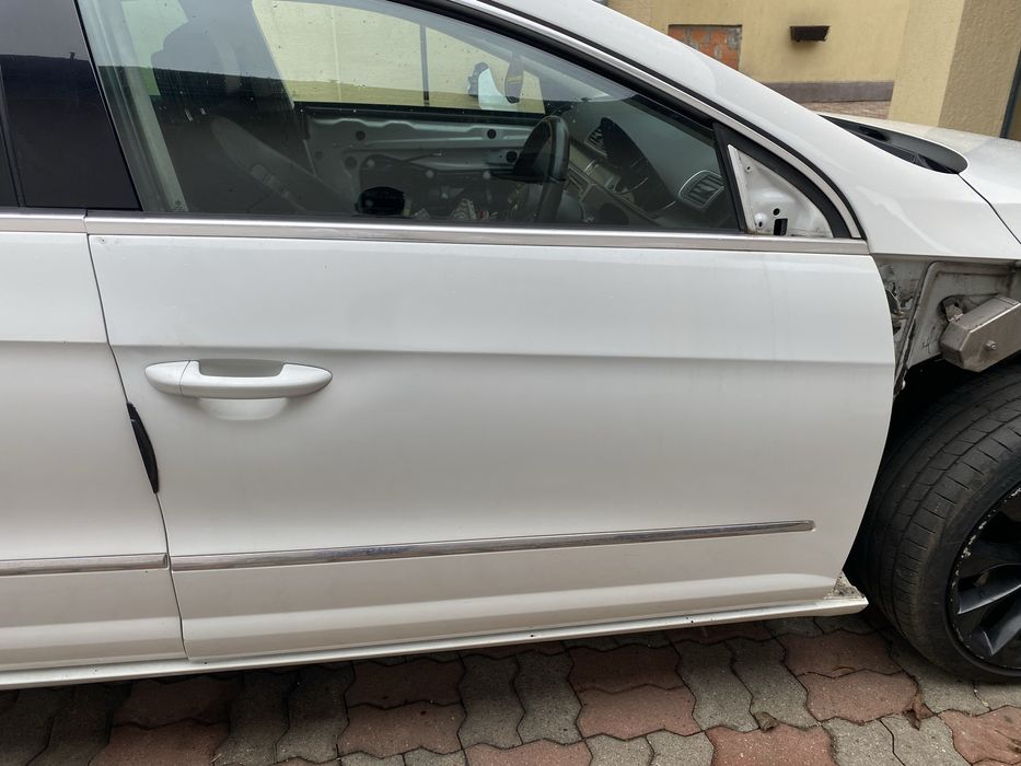 Usa stanga/dreapta/fata/spate/ vw passat cc facelift 2015