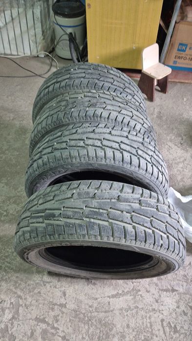 Продам шины 17 срочно