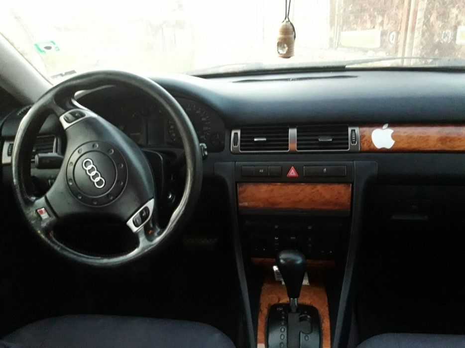 Ауди А6 Audi A6 99г комби 2.5тд автоматик фейслифт само на части