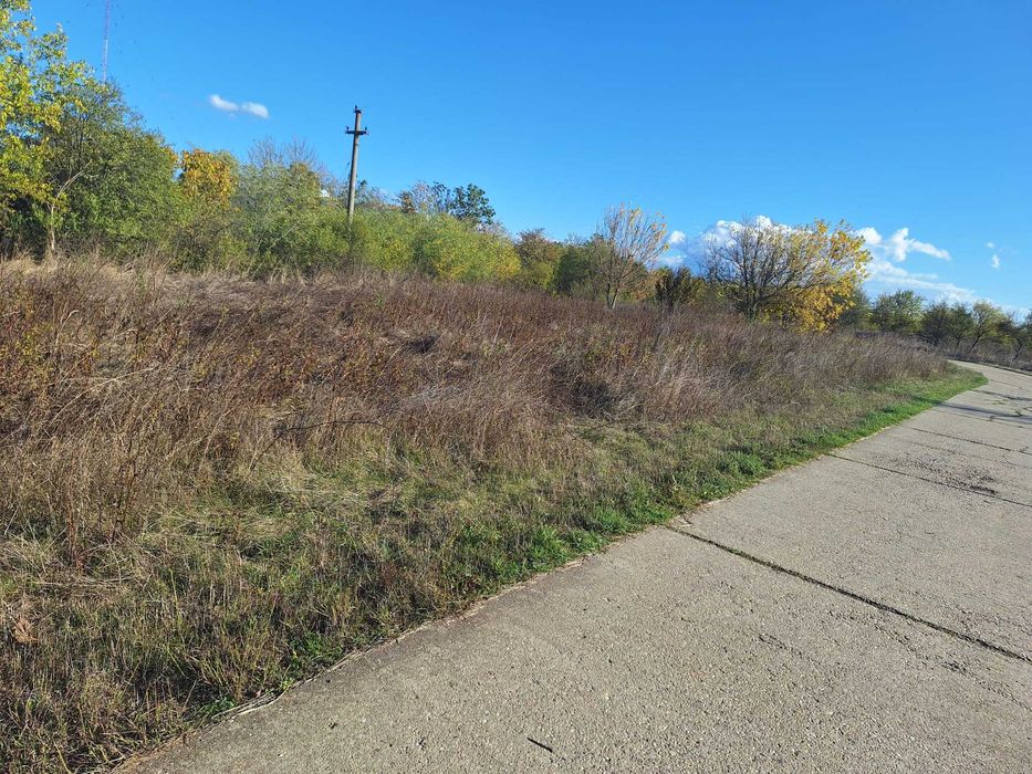 Teren intravilan de vânzare – Tâncăbești, DN1, vedere la lac