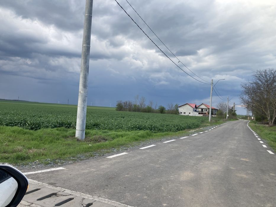 Teren intravilan RATE iesire direct la dn4/si variante