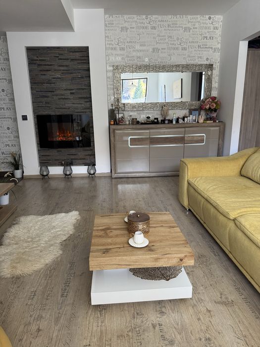 Inchriez apartamet 2 camere Sinaia