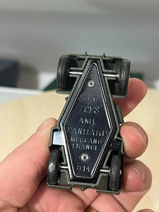 Macheta Dinky Toys Meccano France Panhard AML 814 Militar