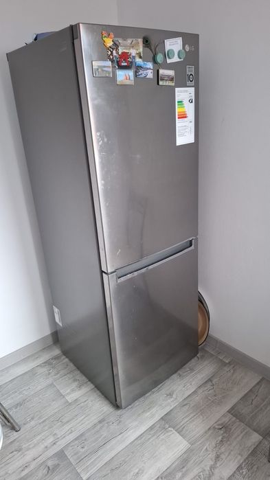 Холодильник продам