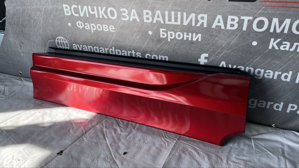 Декоративна лайстна за задна дясна врата Mitsubishi Eclipse Cross 21-