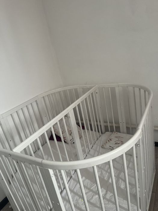 Кровать для двойняшек или погодок.