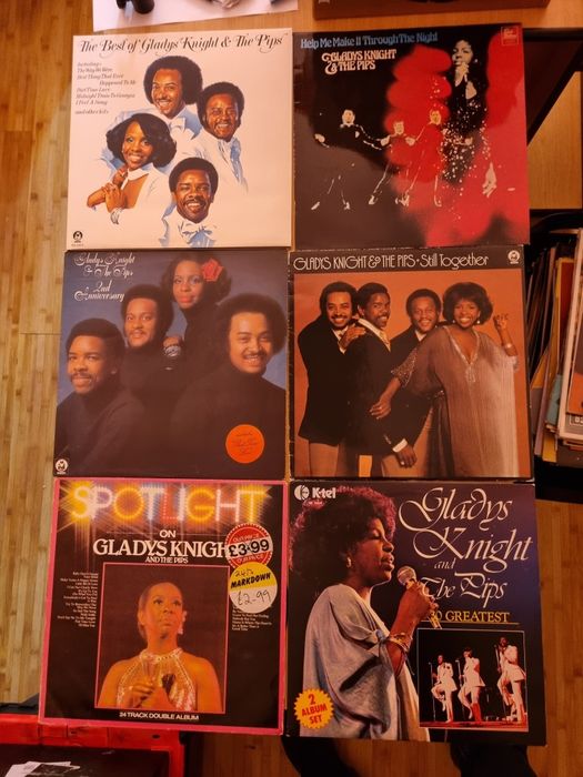 Discuri vinil ( G. Benson, Manhattans, The O'Jays, S. Vega, s.a.)