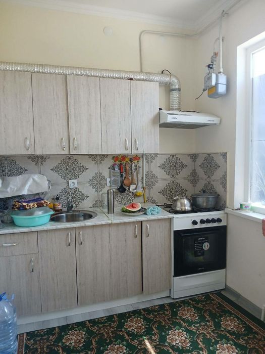 Hamid Olimjon metrosi yonida kvartiram bor ijaraga beraman