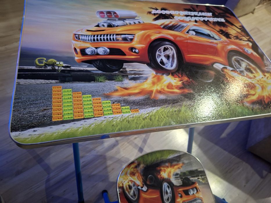 Детска маса и столче