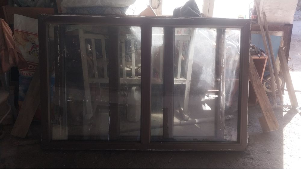 По 7000 каждое окно пластик