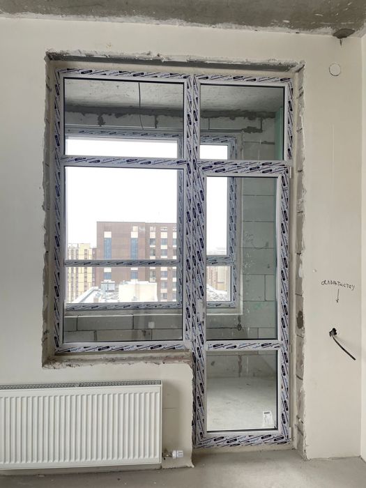 Продается пластиковая окна с дверью