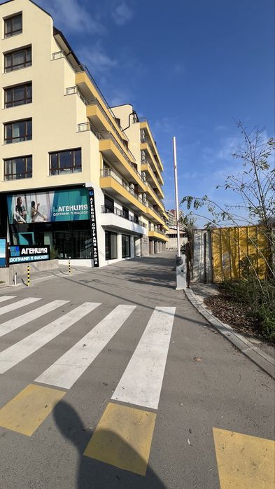 Дава се под наем Гараж / Паркомясто в Варна, Гранд Мол Варна - 12 кв.м за 27430.35 € - Снимка #3