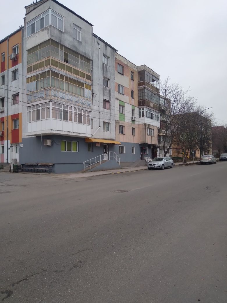Apartament 4 camere