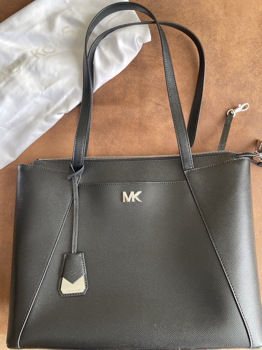 Дамска чанта естествена кожа