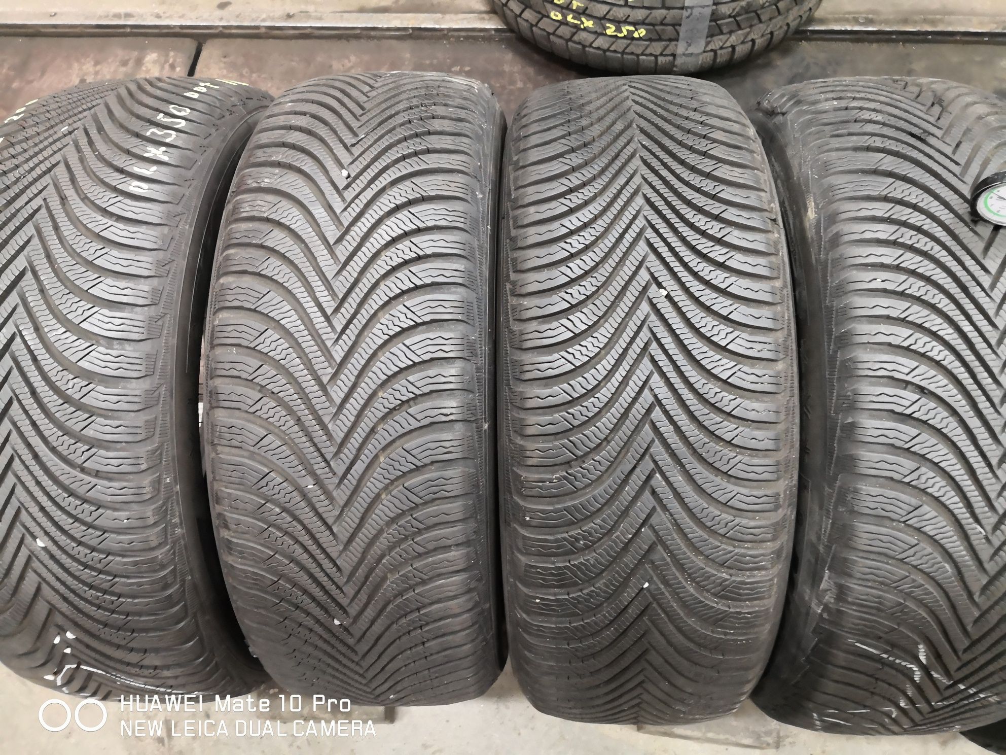 225 55 17 цола гуми като нови Michelin