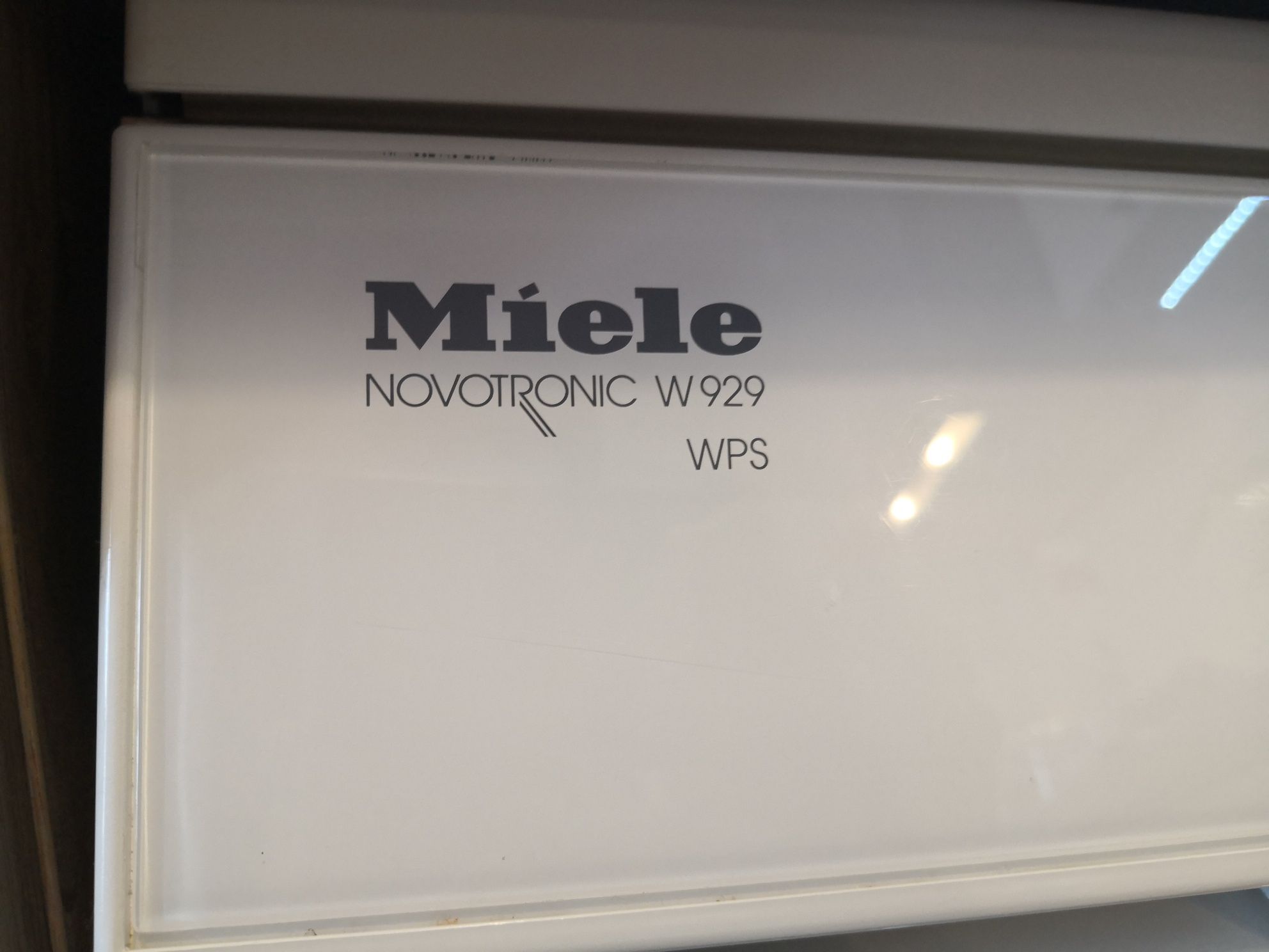 Miele W929 пералня 1550 оборота