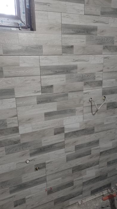 Executam lucrari de zugravit si alte amenajari interioare si exterioar