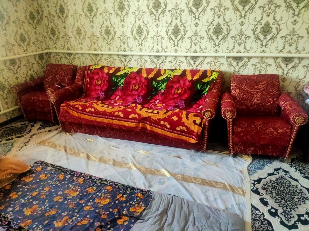 Спарктин баллоны, Диван кресло, Капы, Тачка.