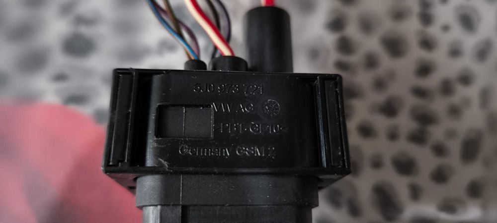 Releu electroventilator Skoda Fabia 2 an.2011