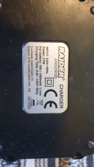 Винтоверт Raider 18v