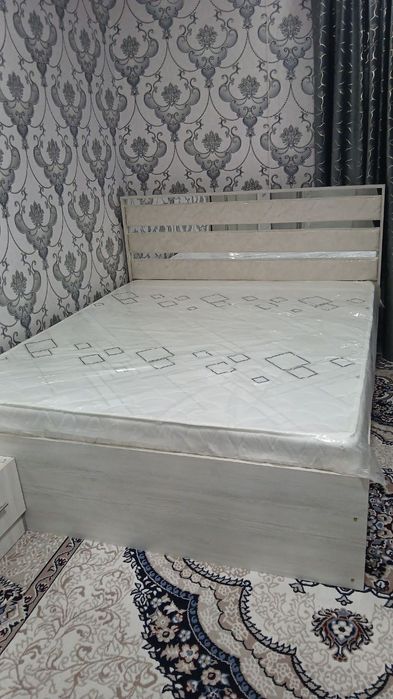 Buyurtma mebel har hil fasondagi spalnilar siz xoxlagan ranglarda