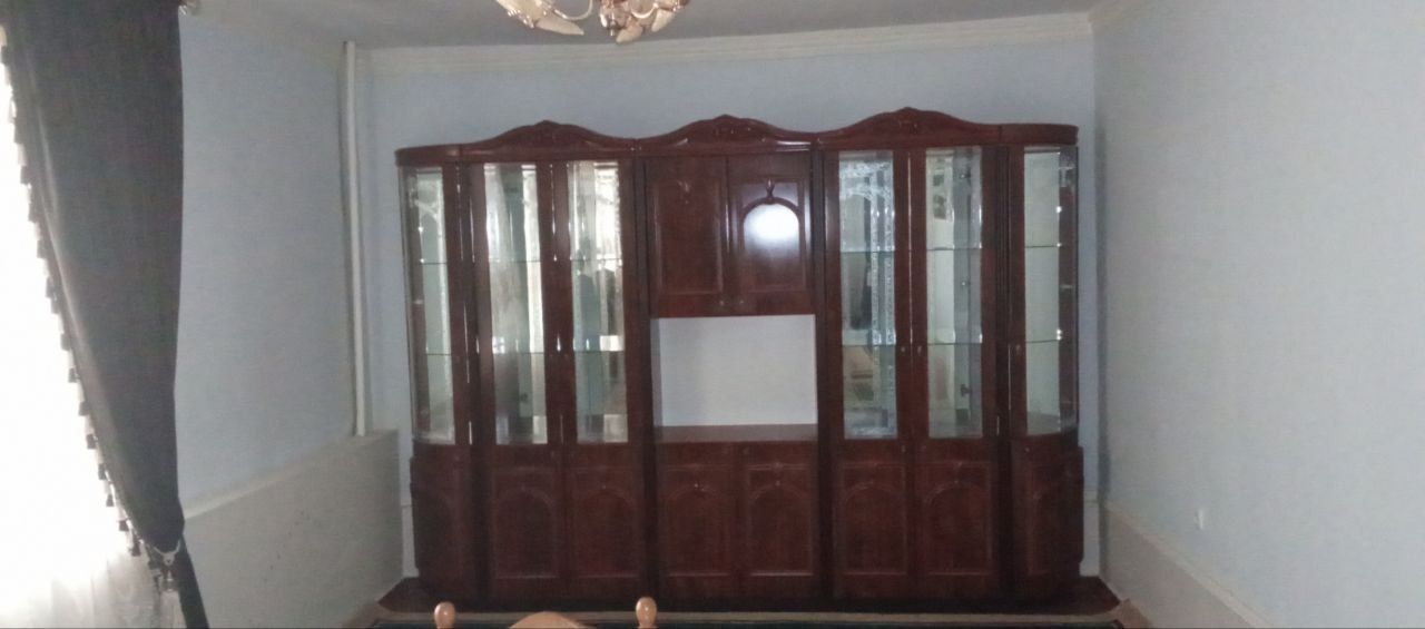 Mehmonxona uchun mebel
