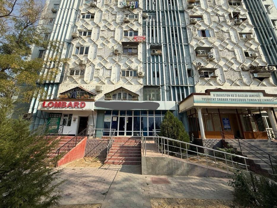 Продаётся нежилое помещения