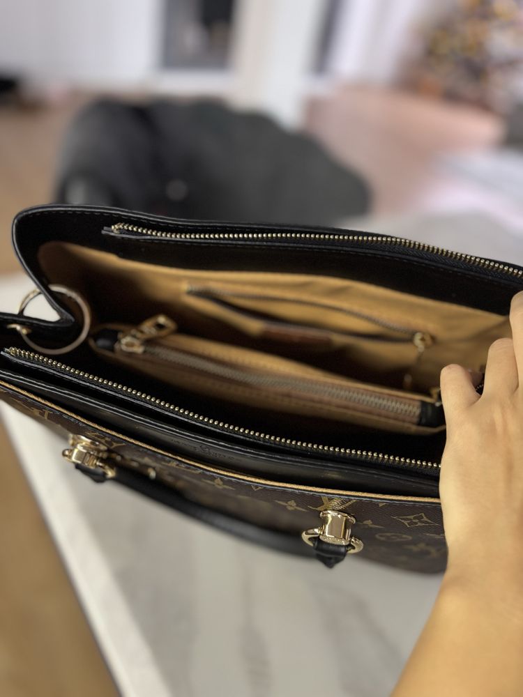 Дамска чанта Louis Vuitton