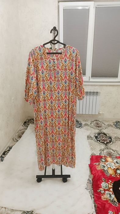 Куйлаклар 30минг сумдан донаси янгидай турибди размер 52