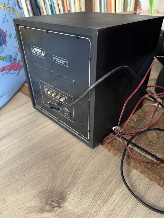 Тонколона с още 5 малки колони -Elite