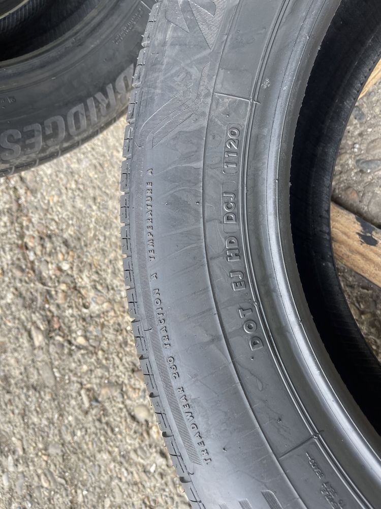 4 anvelope de vara Noi 225/60/18 Bridgestone