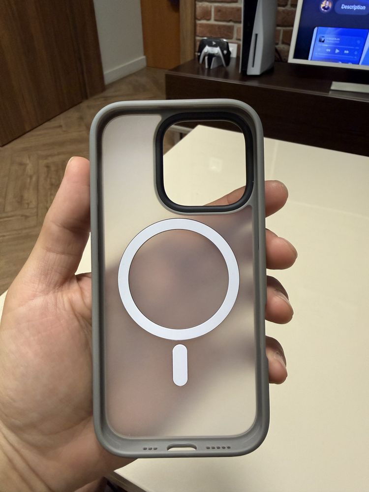 Оригиналeн кейс за Iphone 16 pro Nextone