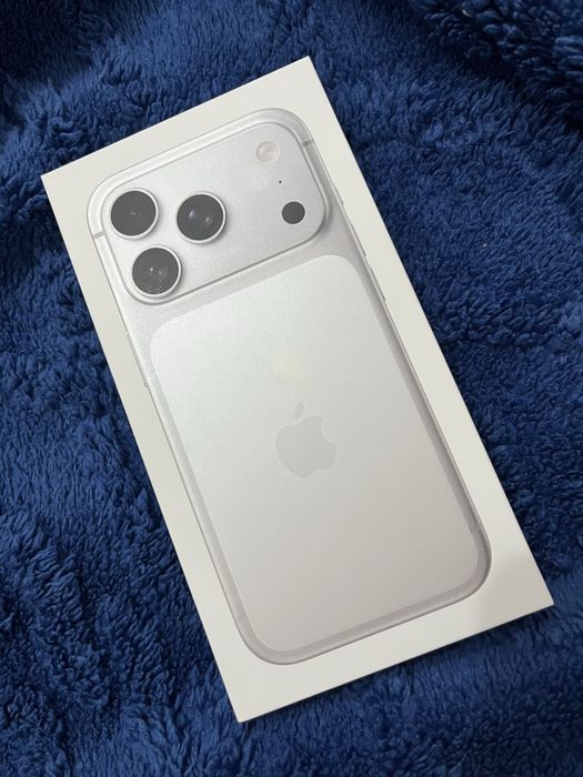Продам iPhone 17 pro