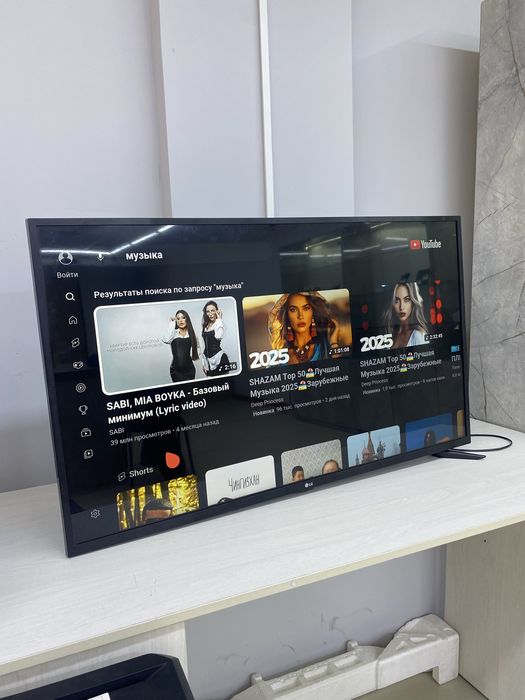 Телевизор LG.         .