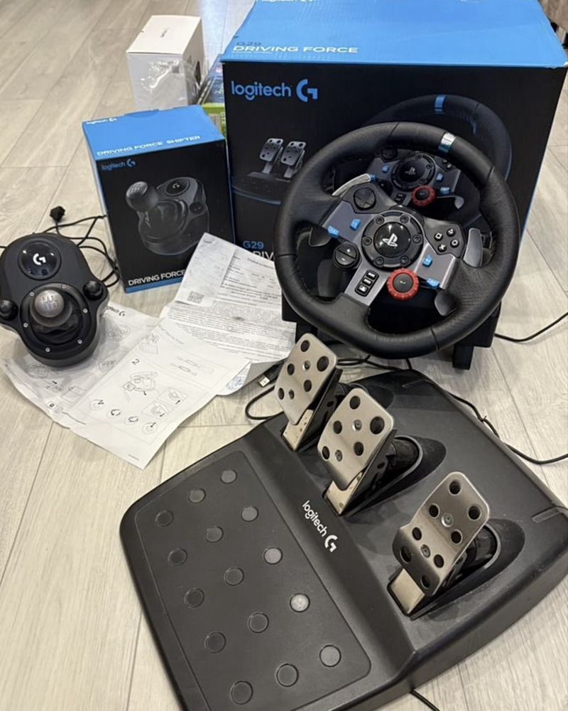 Игровoй pуль Lоgitech G29, коробка передач и педали