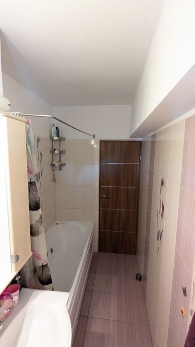 Inchiriez apartament 2 camere zona garii