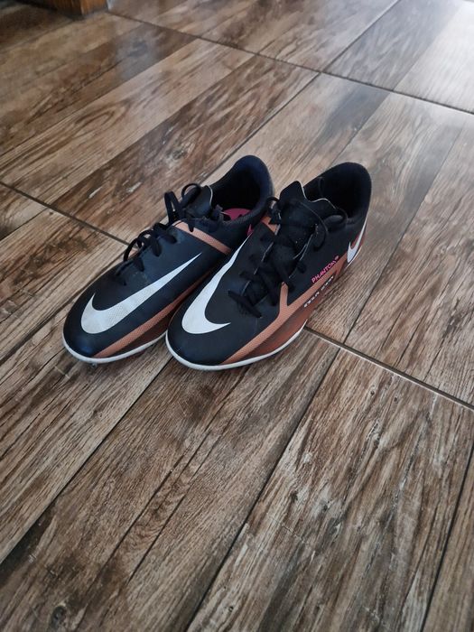 Ghete fotbal  Nike phantom