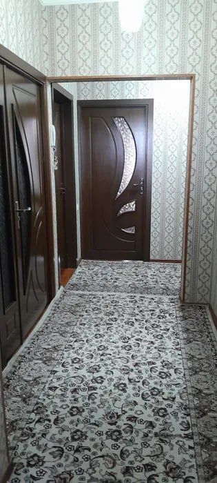 Продаётся  2-х комнатная квартира Сергели 8а