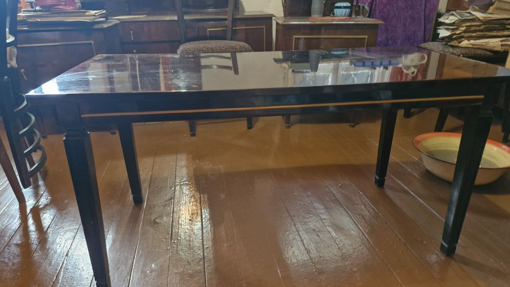 Продам Журнальный столик от Румынского гарнитура эпохи ссср