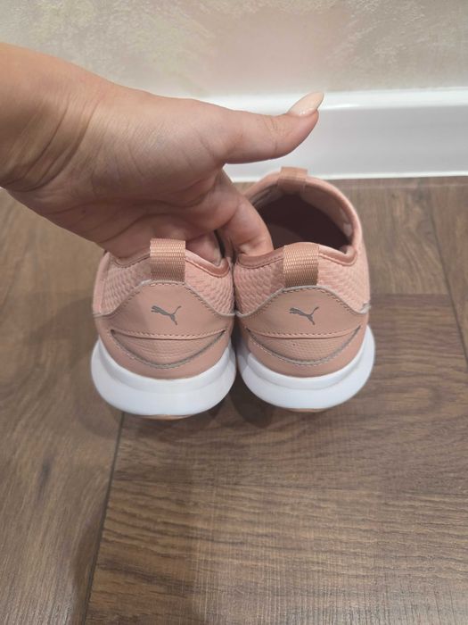 Маратонки Puma 38 номер