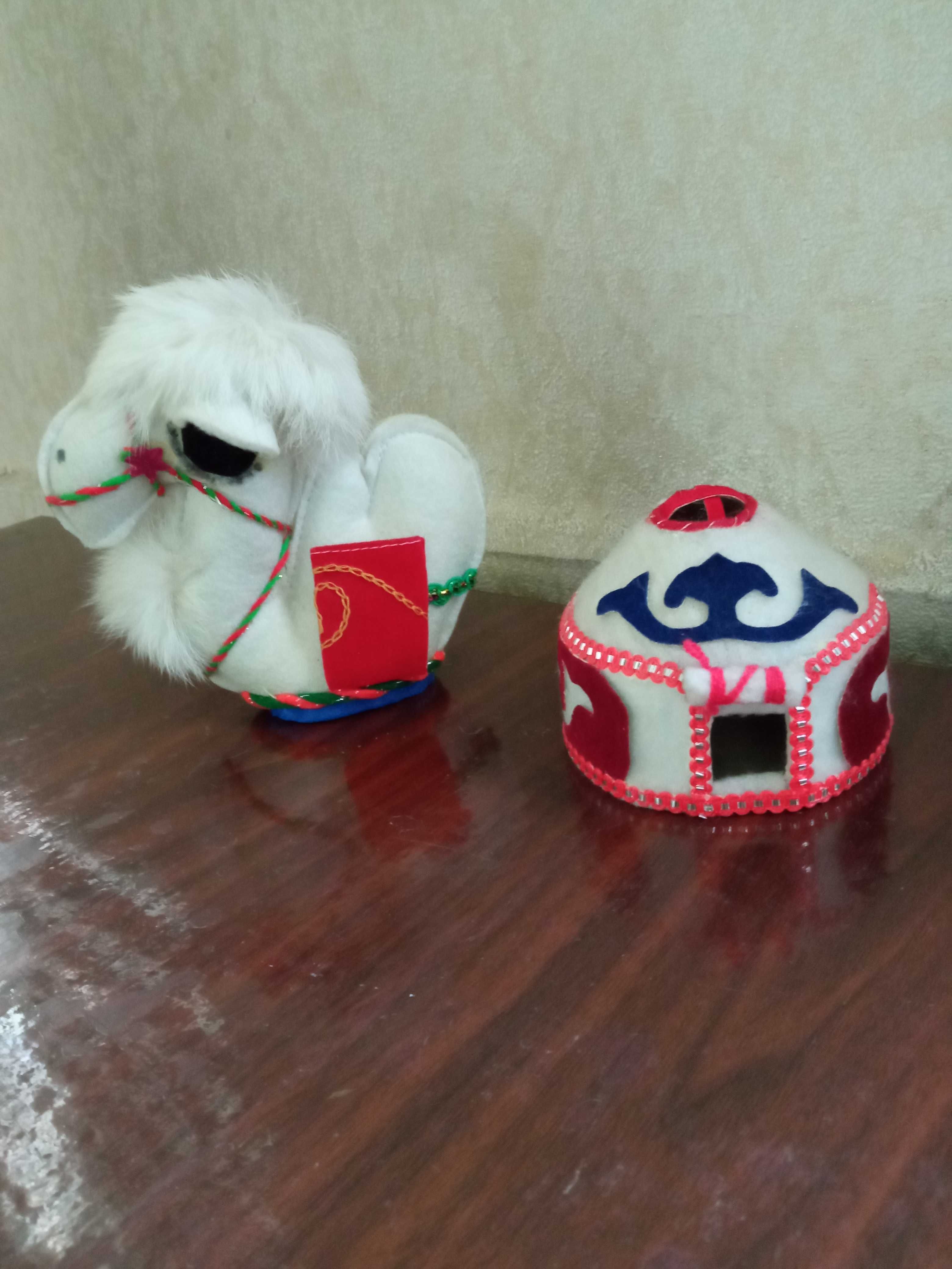 Сувенир-игрушка верблюд и юрта
