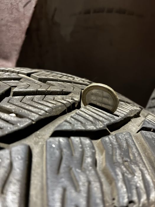 Зимни гуми 225/50 R17 + 215/55 R17
