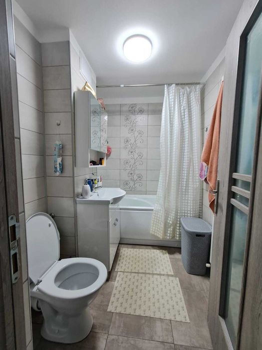 Apartament de inchiriat