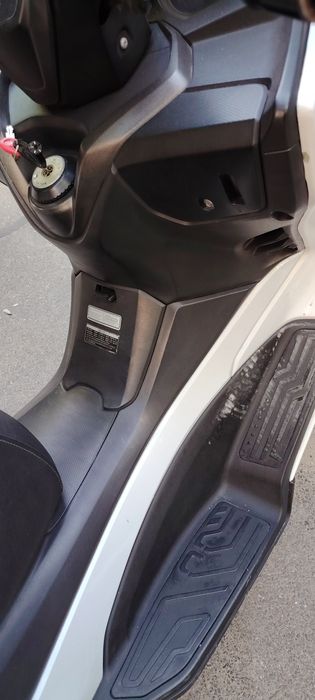 Kymco x Town 300