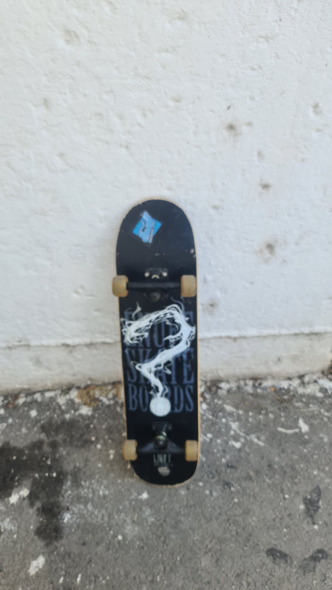 Skateboard enuff pentru scheme